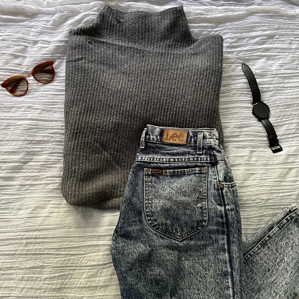 Treasure & Bond Ribbed Funnel Neck Sweater